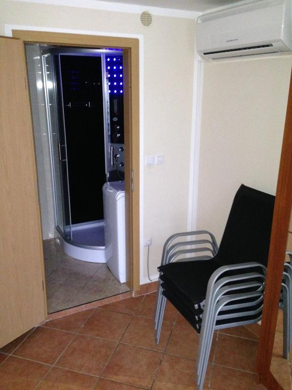 Apartments Salvore Crveni Vrh Bilik gambar